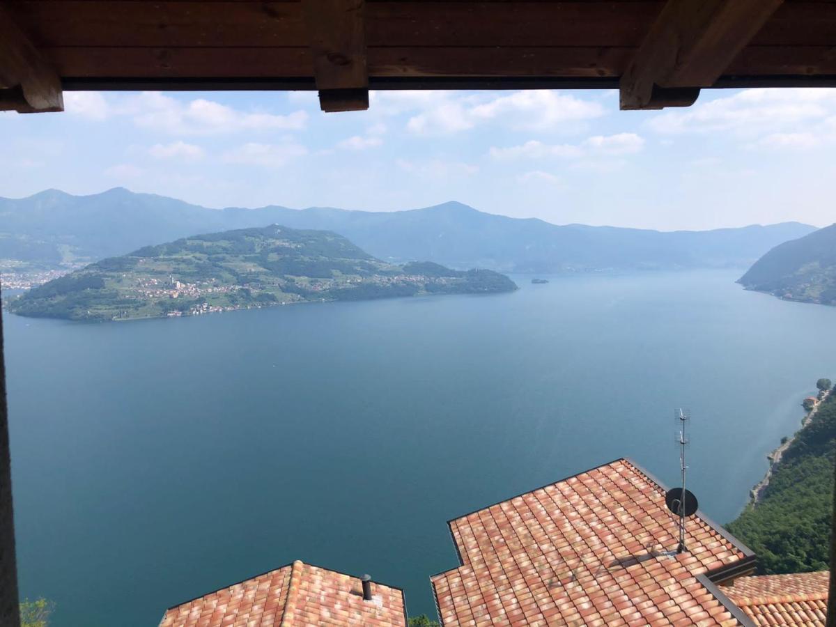 La Villetta In Residence Con Piscina E Vista Lago Parzanica Exterior foto