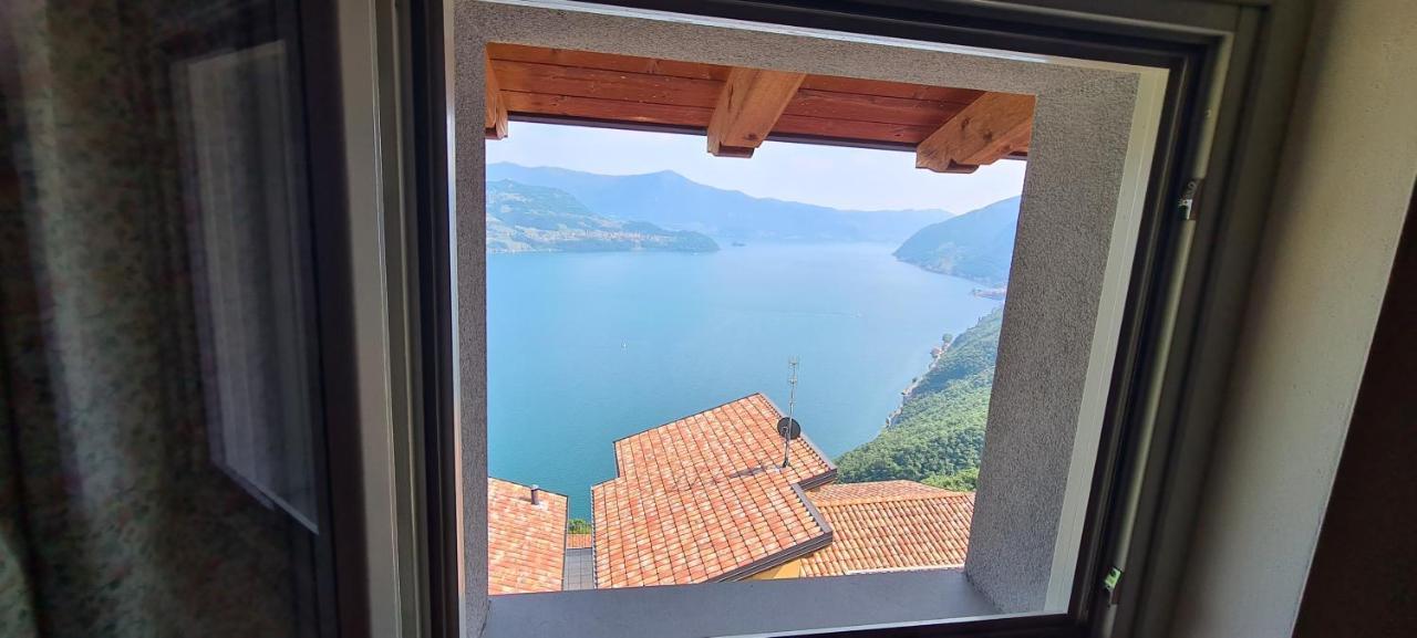 La Villetta In Residence Con Piscina E Vista Lago Parzanica Exterior foto